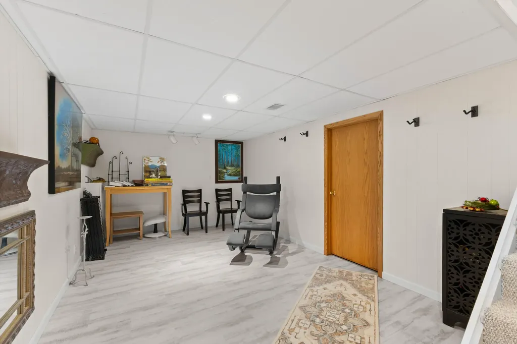 553 Gidley Circle Grand Haven City MI 49417