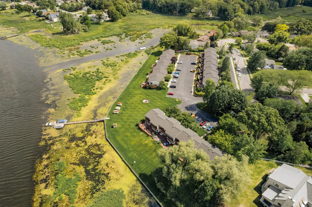 553 Gidley Circle Grand Haven City MI 49417