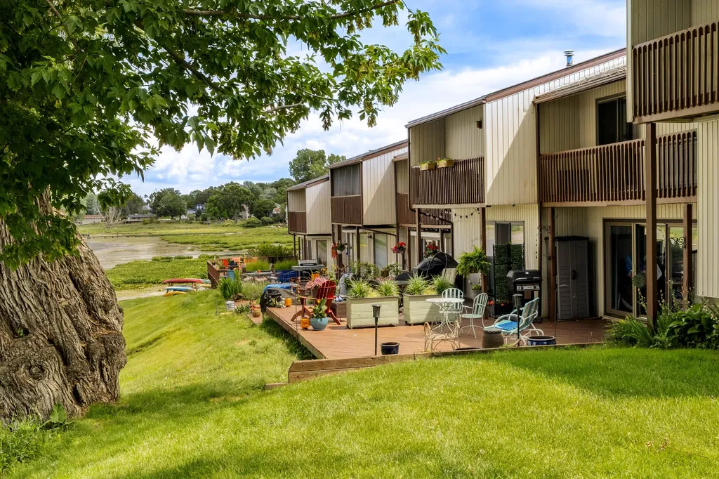 553 Gidley Circle Grand Haven City MI 49417