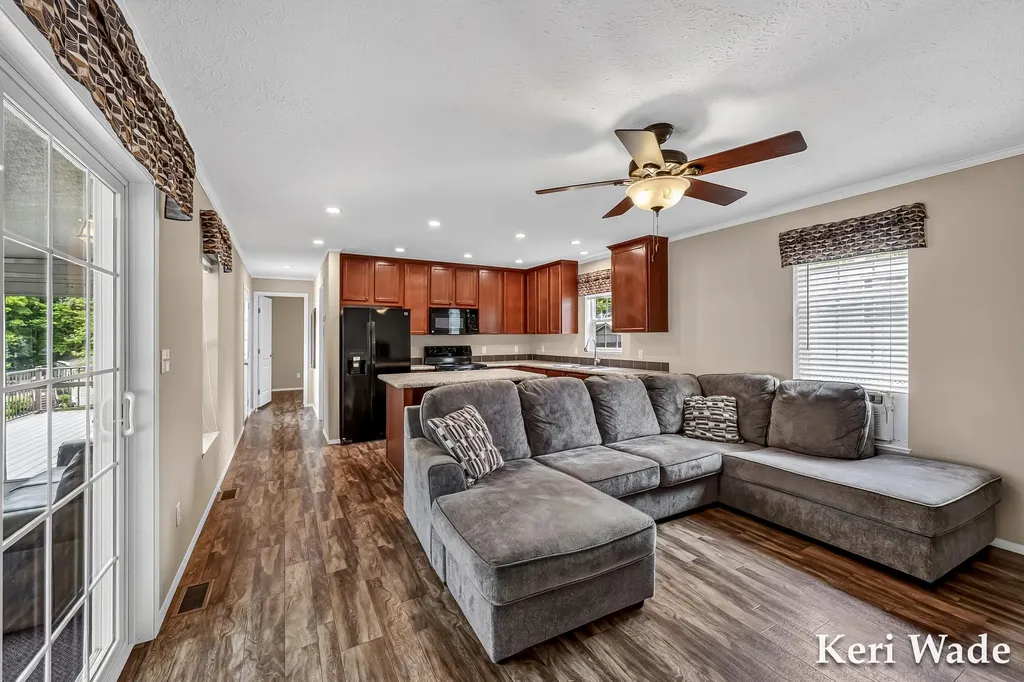 6100 N Beaune Road Hamlin Township MI 49431