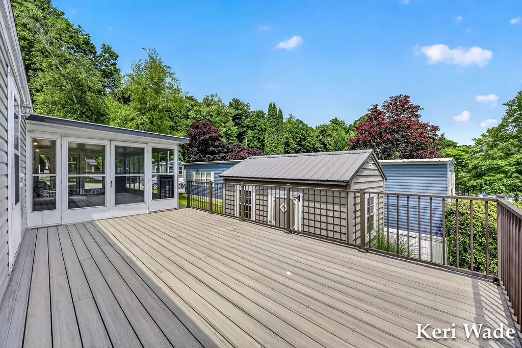 6100 N Beaune Road Hamlin Township MI 49431