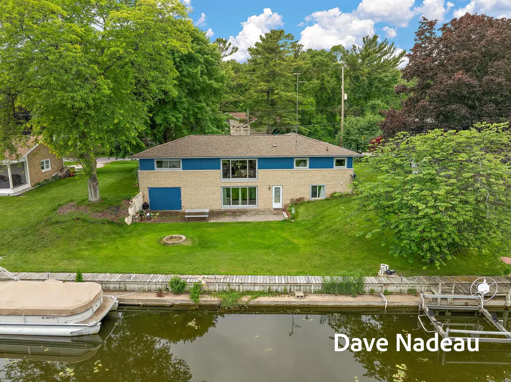17832 Channel View Drive Spring Lake Township MI 49456