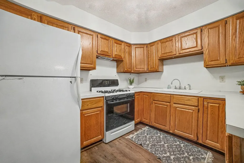 6473 Windwood Drive Fruitport Charter Township MI 49415