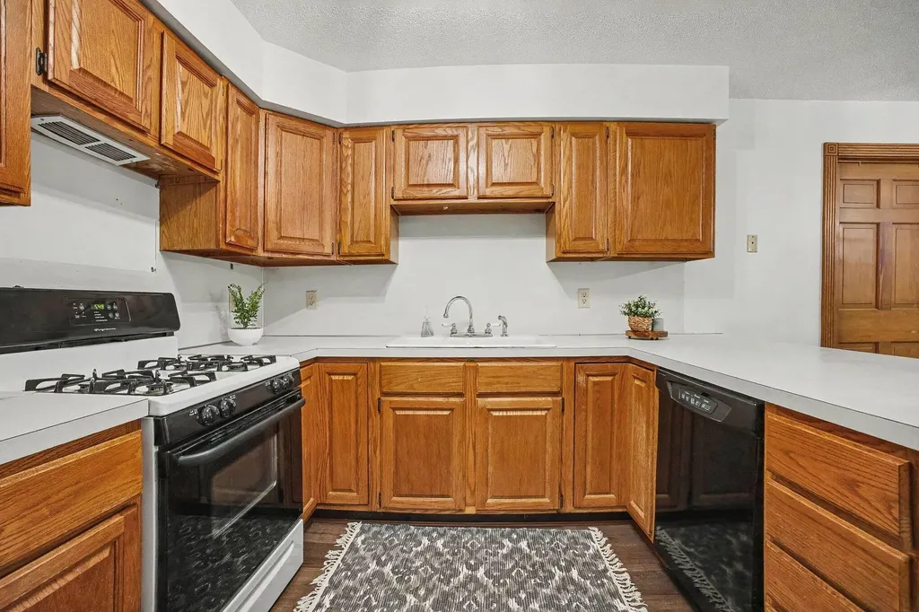 6473 Windwood Drive Fruitport Charter Township MI 49415