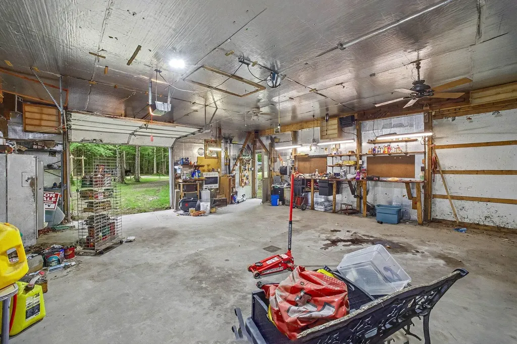 6473 Windwood Drive Fruitport Charter Township MI 49415