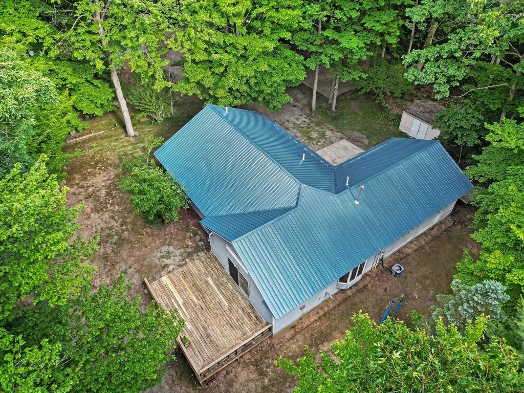 6473 Windwood Drive Fruitport Charter Township MI 49415