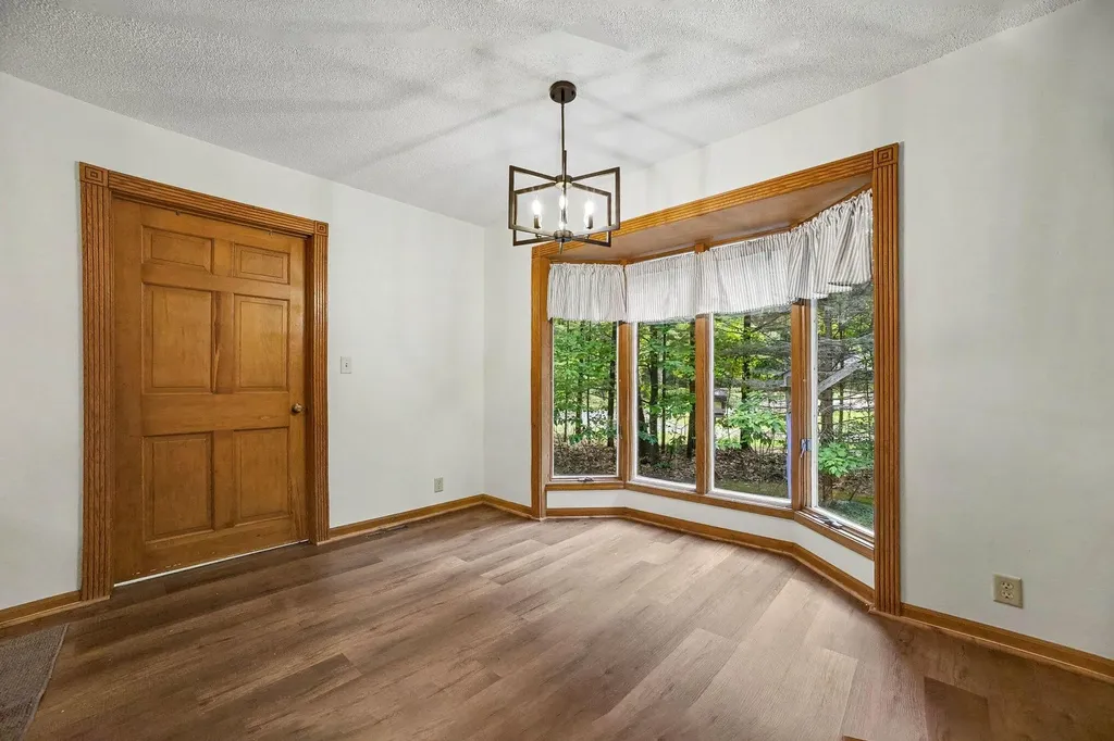 6473 Windwood Drive Fruitport Charter Township MI 49415