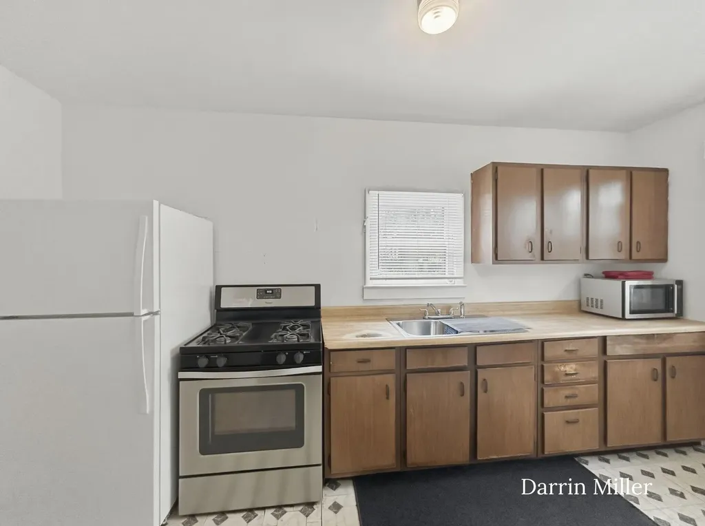 2508 Ninth Street Muskegon Heights City MI 49444