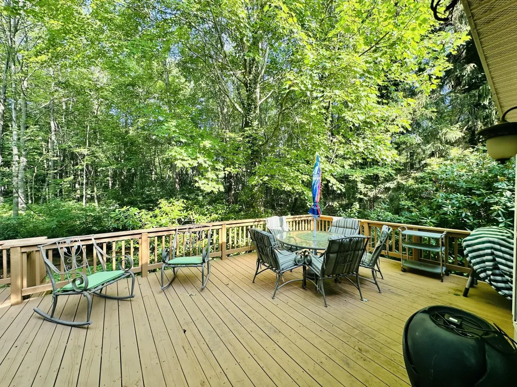 6473 Blue Star Highway Saugatuck Township MI 49453