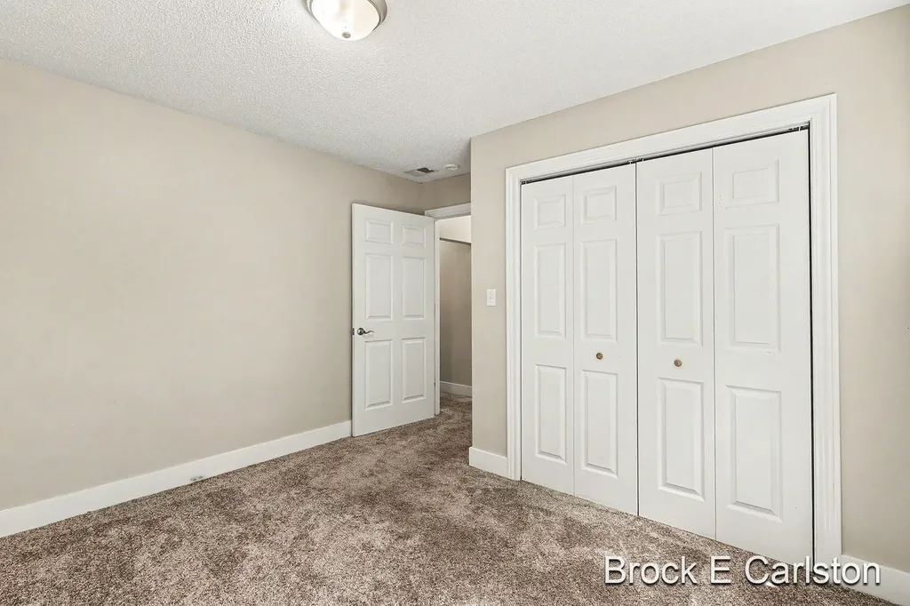 643 E Sternberg Road Norton Shores City MI 49441