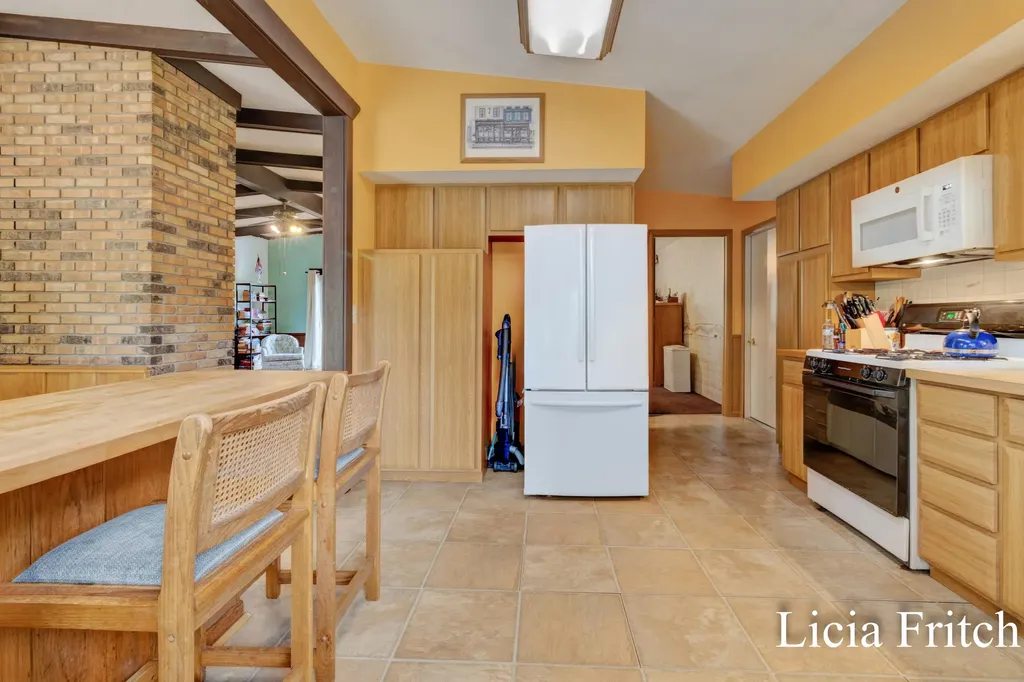 9016 E M 20 Newfield Township MI 49421
