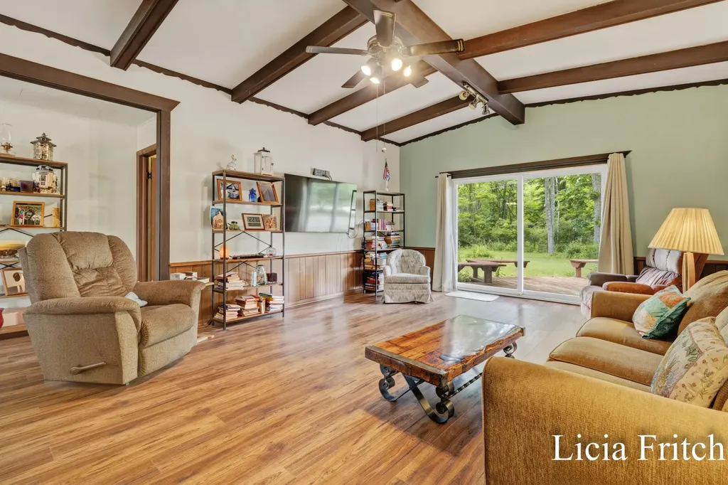 9016 E M 20 Newfield Township MI 49421