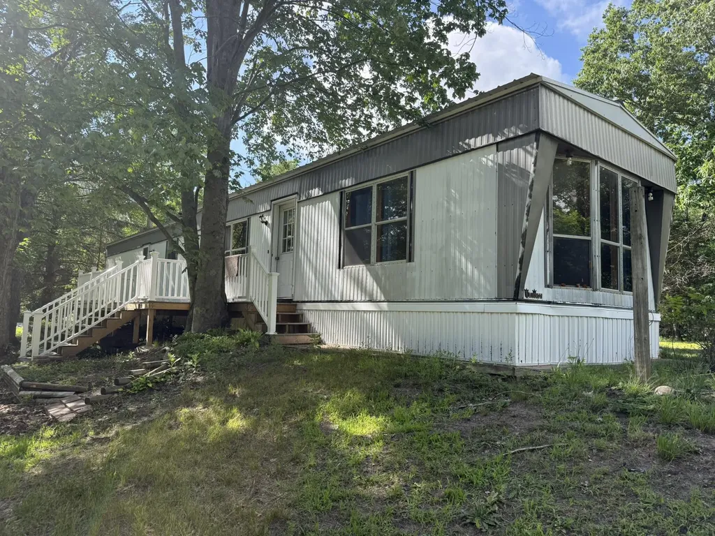 9034 E M 20 Newfield Township MI 49421