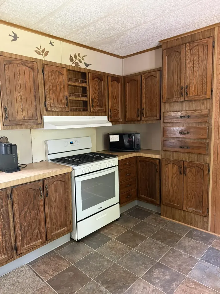9034 E M 20 Newfield Township MI 49421
