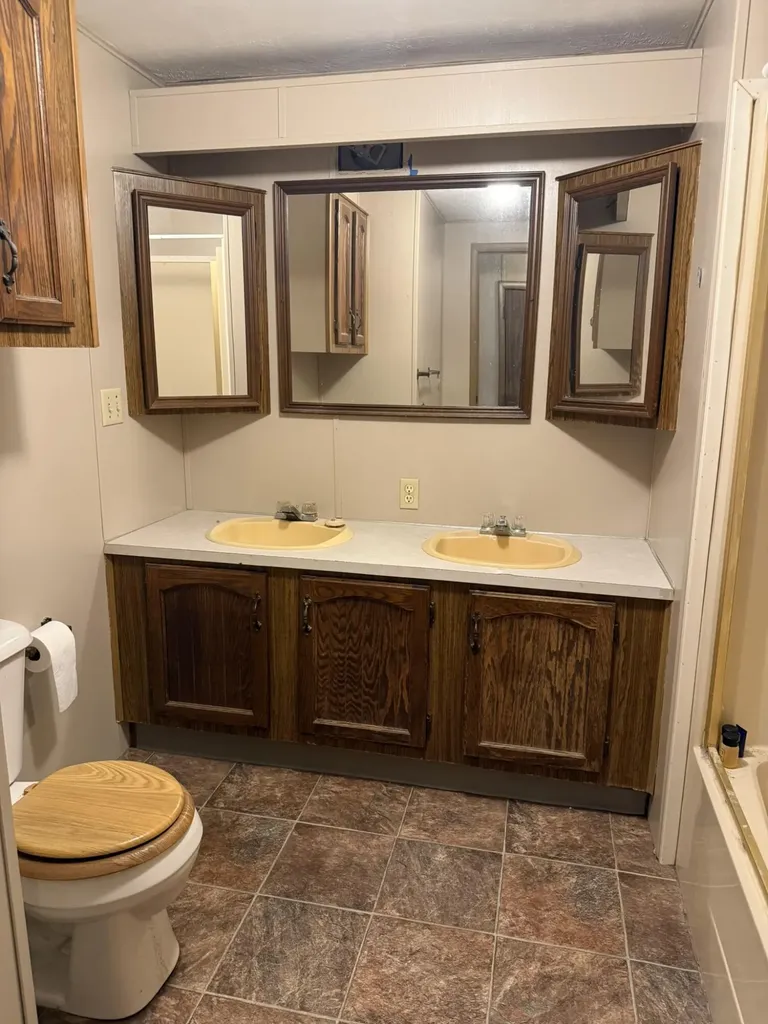 9034 E M 20 Newfield Township MI 49421