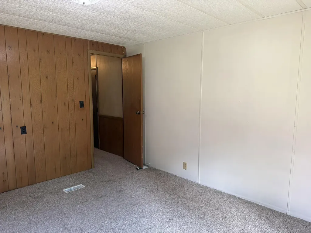 9034 E M 20 Newfield Township MI 49421