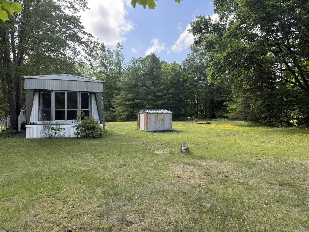9034 E M 20 Newfield Township MI 49421