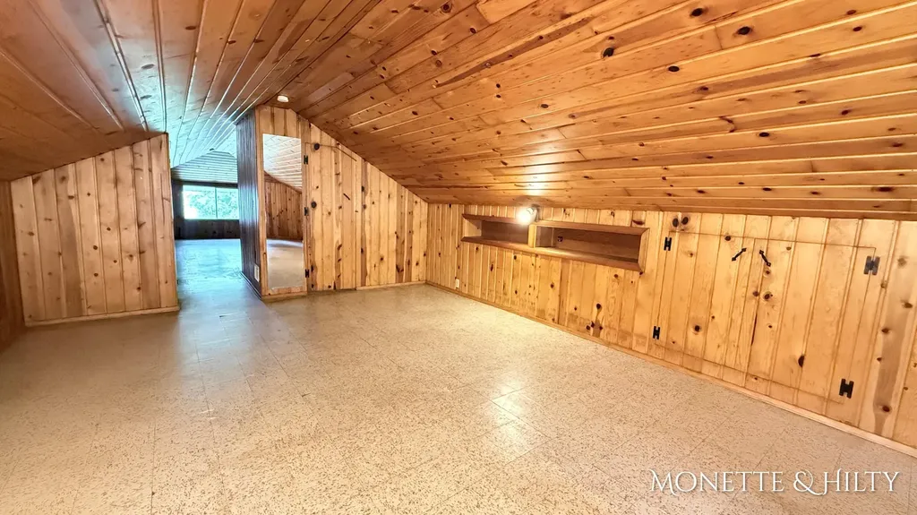 2108 Letart Avenue Muskegon City MI 49441