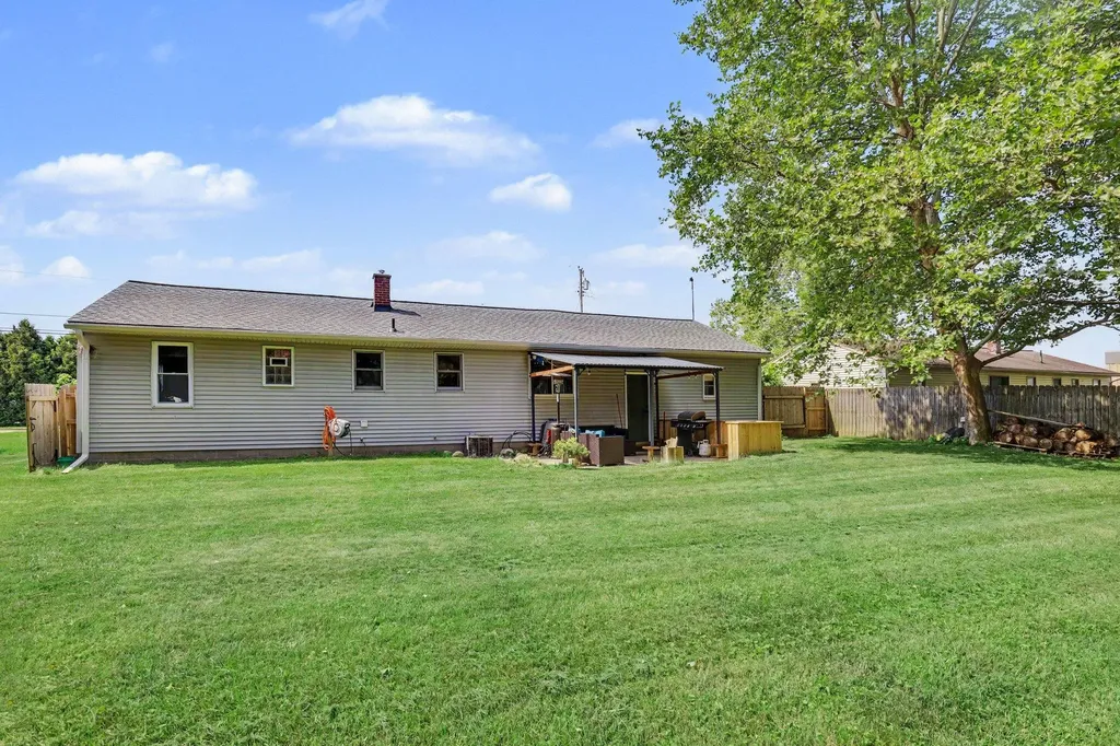 67 Gaines Street SE Gaines Charter Township MI 49548