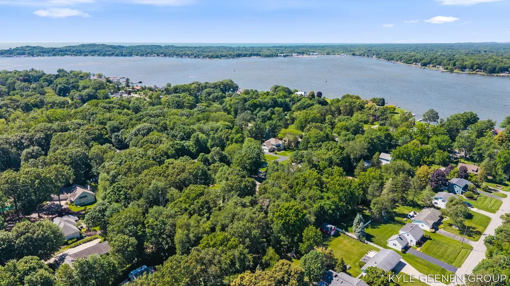 593 Old Macatawa Court Park Township MI 49423