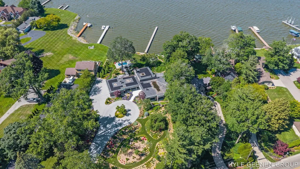 593 Old Macatawa Court Park Township MI 49423