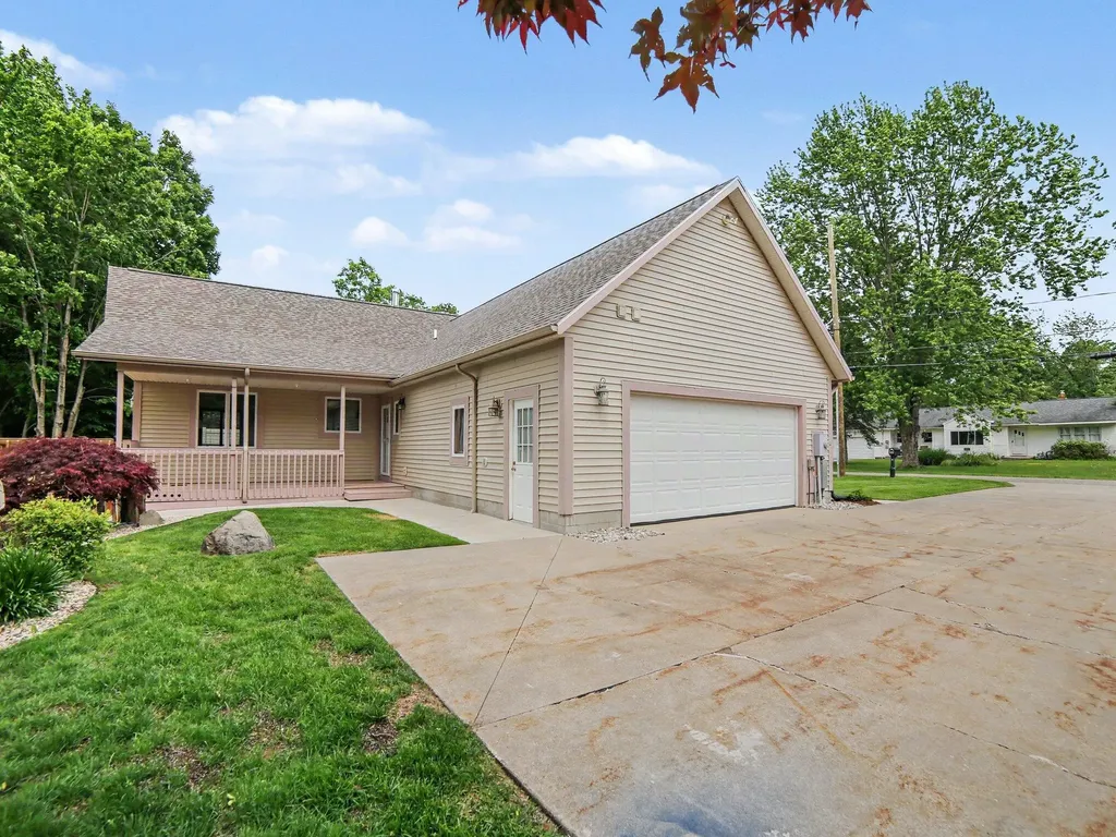 4449 Park Street Fruitland Township MI 49461