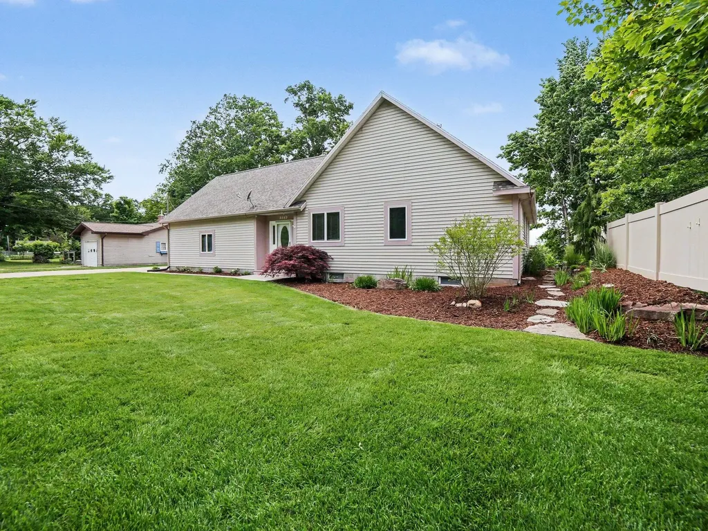 4449 Park Street Fruitland Township MI 49461