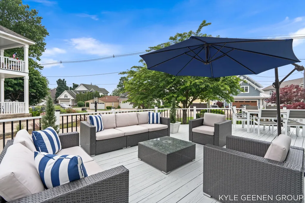 1729 Waukazoo Drive Park Township MI 49424