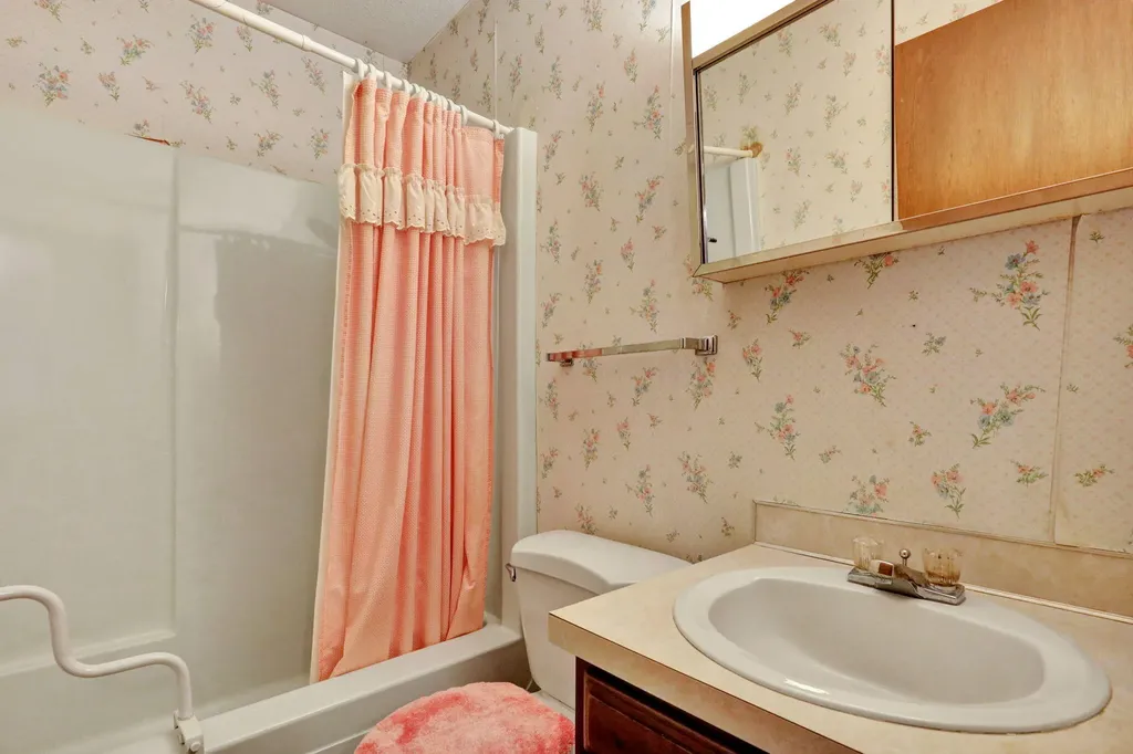 7701 Laurie Lane S Thomas Township MI 48609
