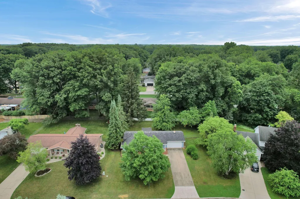 7701 Laurie Lane S Thomas Township MI 48609