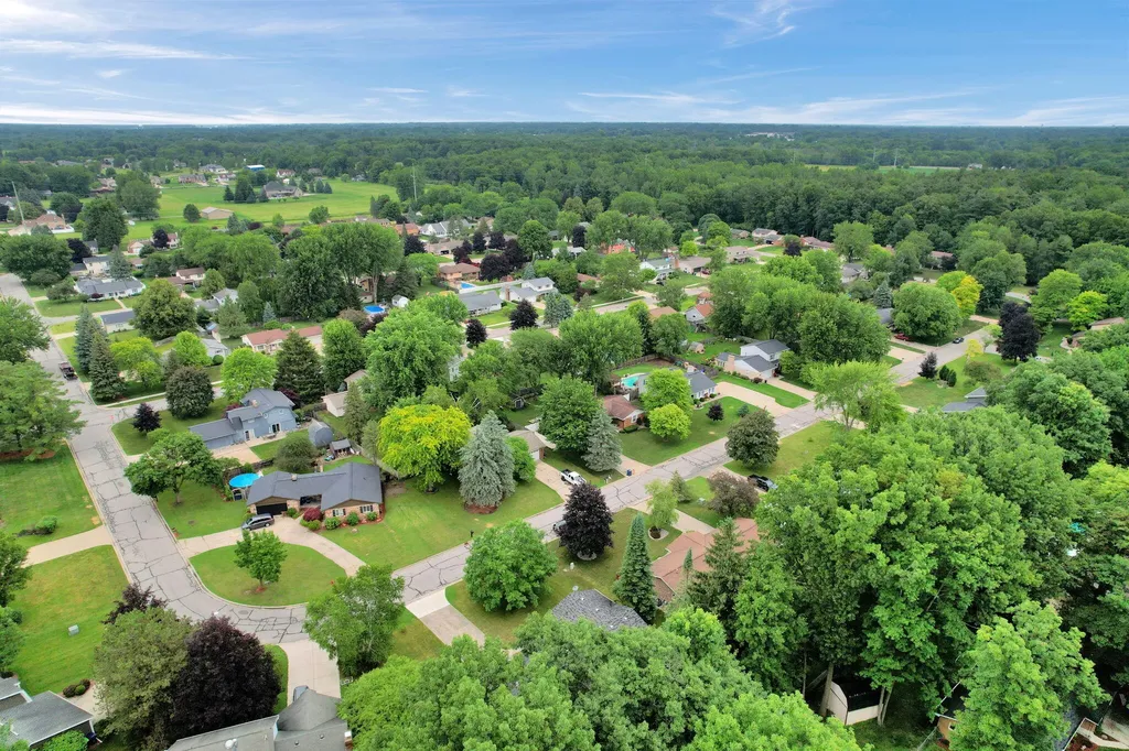 7701 Laurie Lane S Thomas Township MI 48609