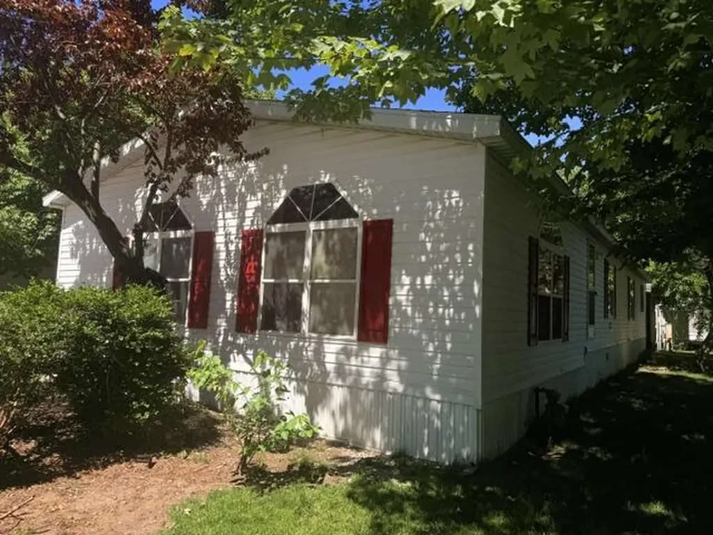 3611 Butternut Drive Holland Charter Township MI 49424