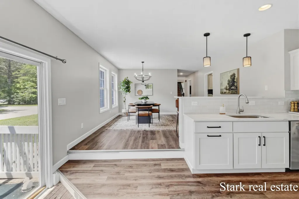 3758 E Sternberg Road Fruitport Charter Township MI 49415