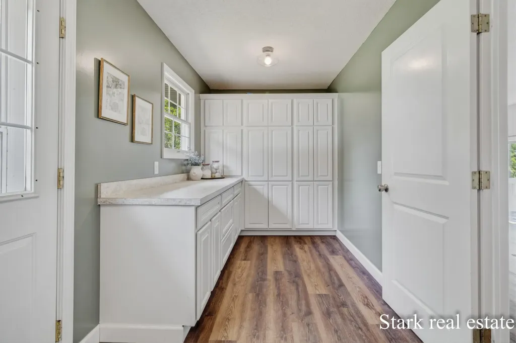 3758 E Sternberg Road Fruitport Charter Township MI 49415