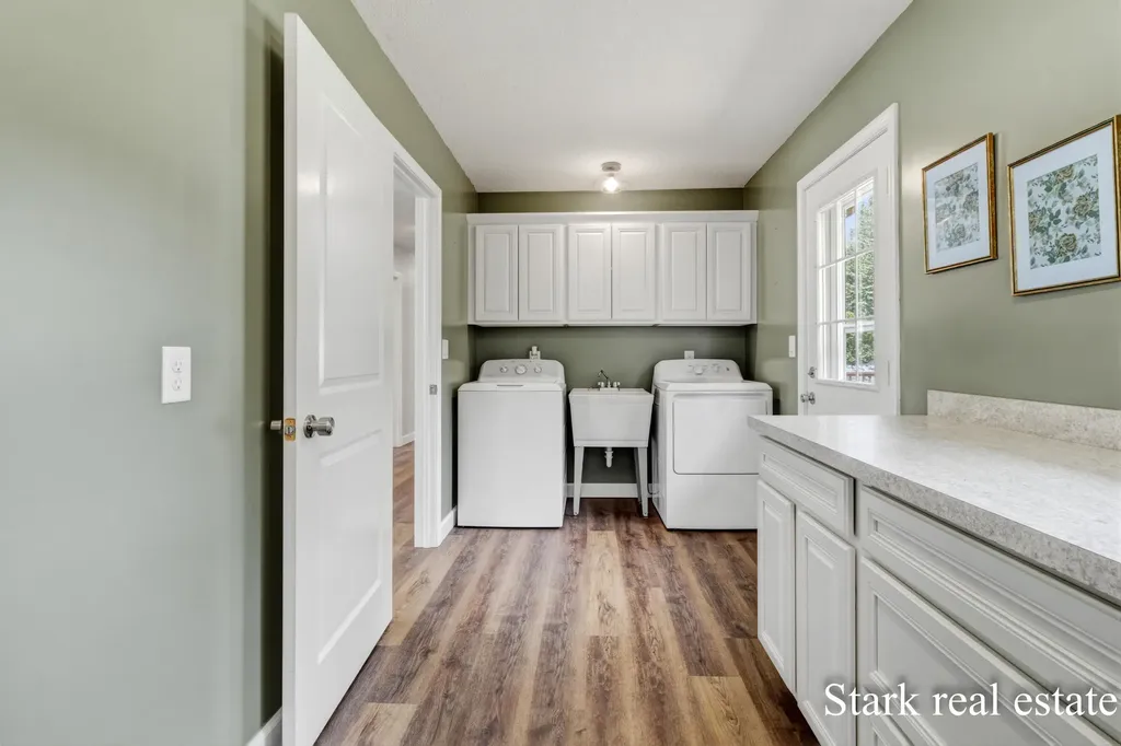 3758 E Sternberg Road Fruitport Charter Township MI 49415