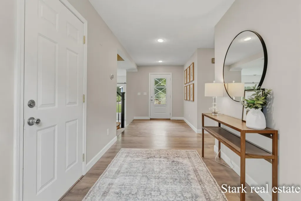 3758 E Sternberg Road Fruitport Charter Township MI 49415