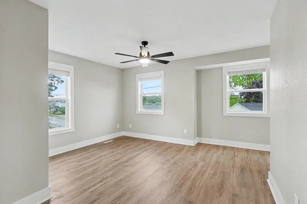 2123 Lakeshore Drive Muskegon City MI 49441