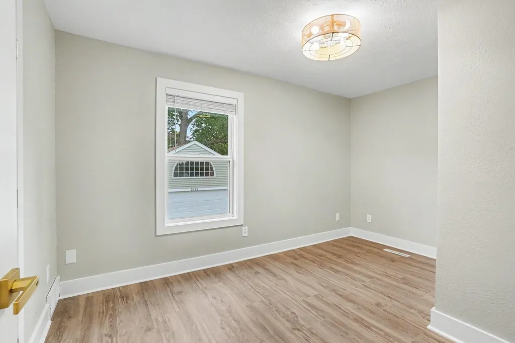 2123 Lakeshore Drive Muskegon City MI 49441