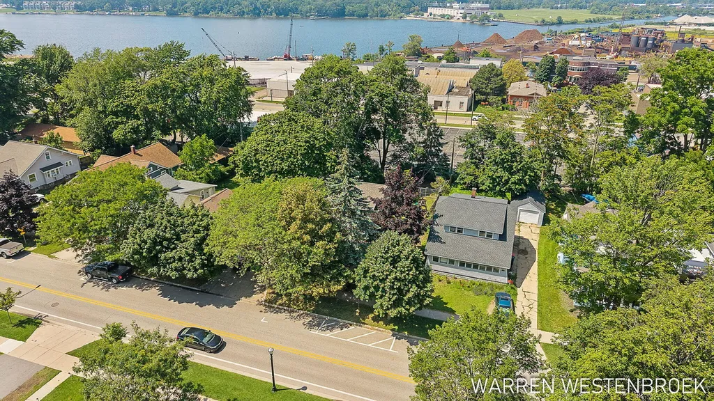 199 W 9th Street Holland City MI 49423