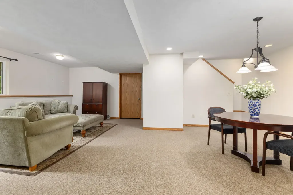 3977 Tall Grass E Court Park Township MI 49424
