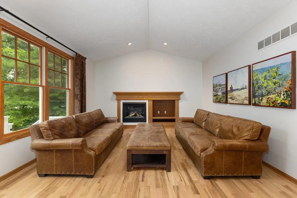 3977 Tall Grass E Court Park Township MI 49424