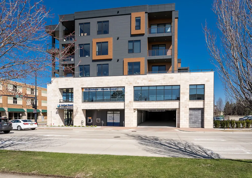 159 S River Avenue Holland City MI 49423