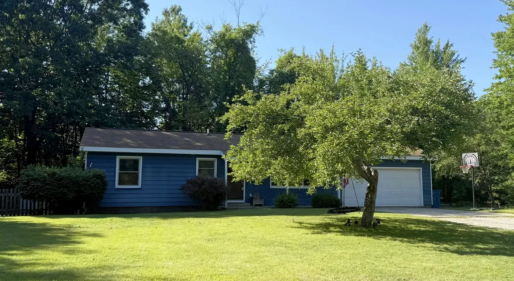 16613 Hemlock Drive Spring Lake Township MI 49456