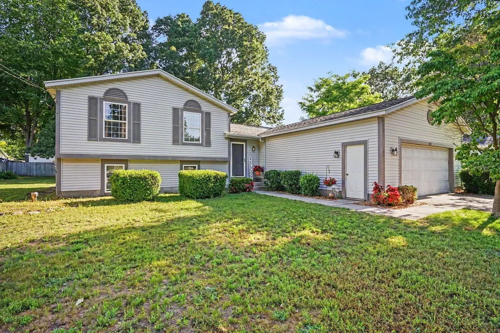 102 Eugene Avenue Norton Shores City MI 49441