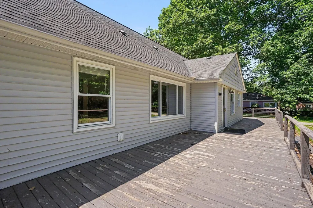 16962 Ransom Street Park Township MI 49424