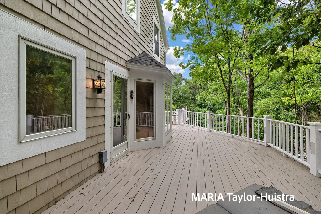 17778 N Shore Estates Road Spring Lake Township MI 49456