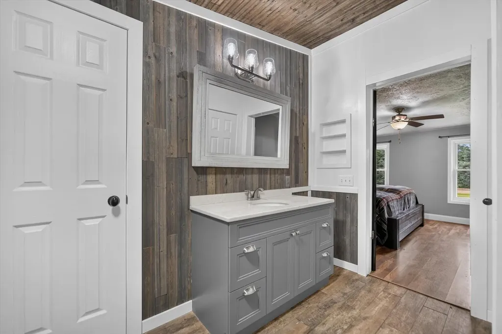 3663 S Lyons Road Portland Township MI 48851