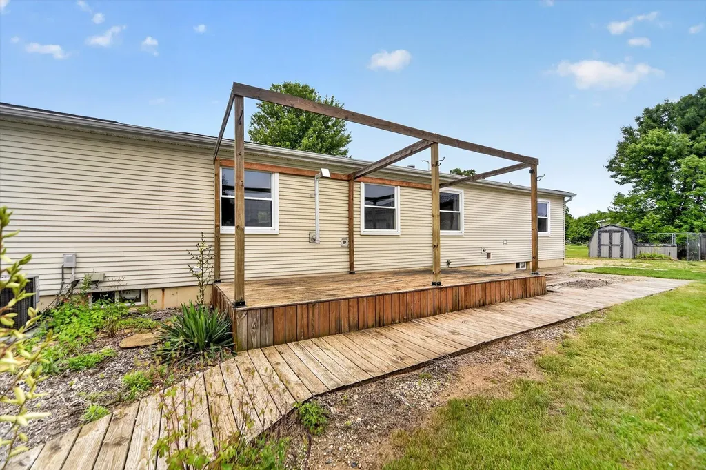 3663 S Lyons Road Portland Township MI 48851