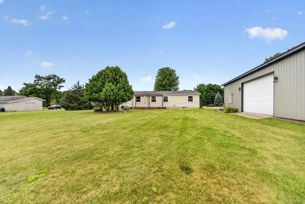3663 S Lyons Road Portland Township MI 48851