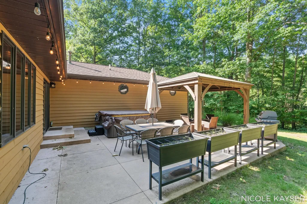 2847 63rd Street Saugatuck Township MI 49408